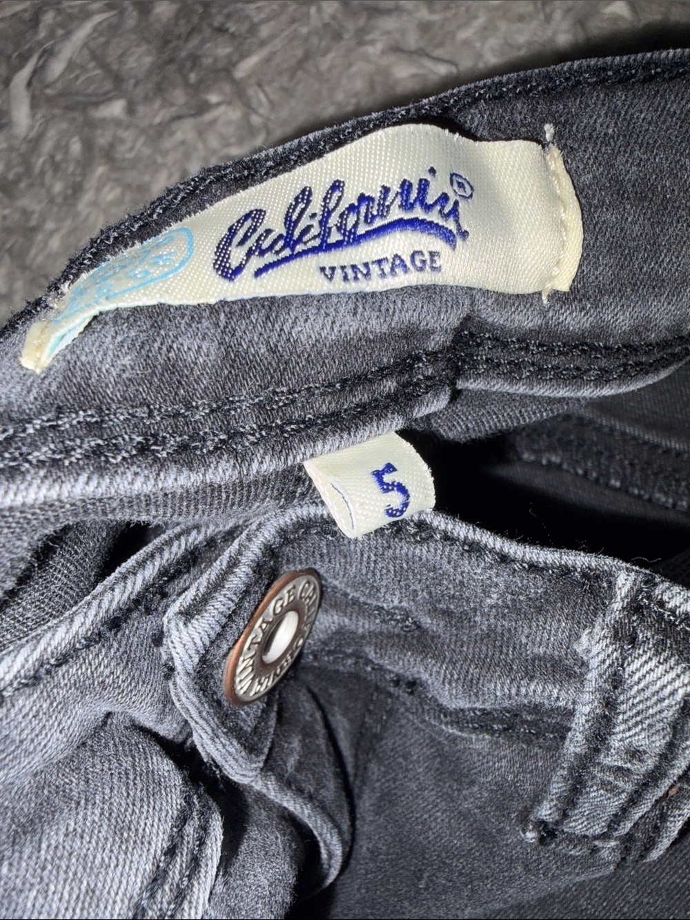 grey pants